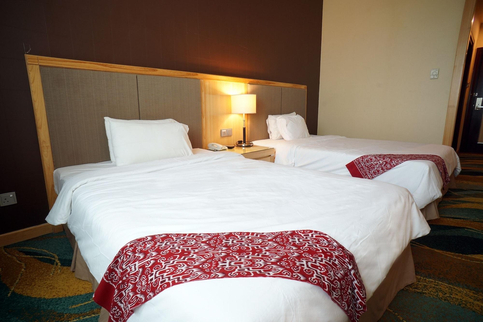 Imperial Palace Hotel Miri Extérieur photo