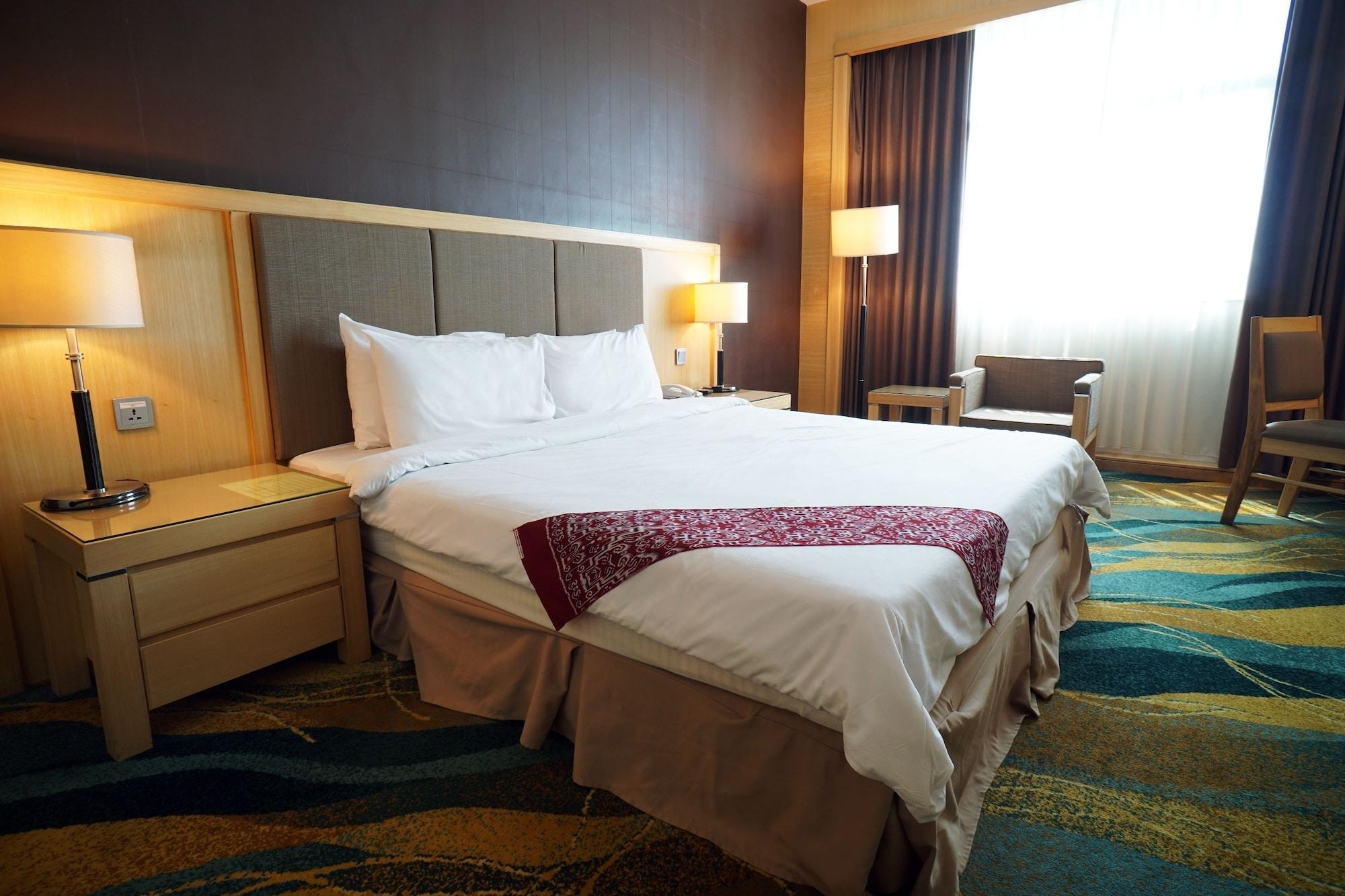 Imperial Palace Hotel Miri Extérieur photo