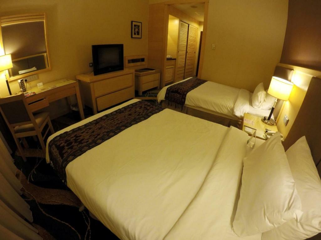Imperial Palace Hotel Miri Extérieur photo